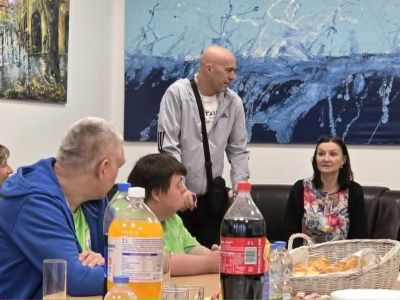 “Korištenje AI tehnologije u radno terapijskim radionicama s osobama s intelektualnim teškoćama” “Korištenje AI tehnologije u radno terapijskim radionicama s osobama s intelektualnim teškoćama”