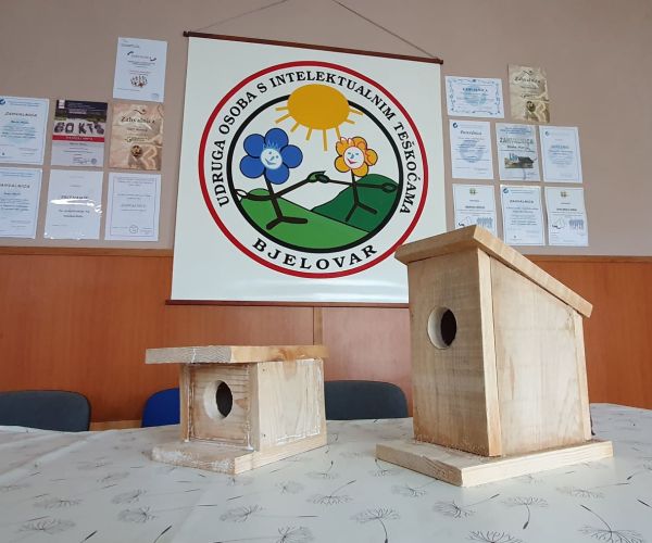 Putevima odbačenih dasaka