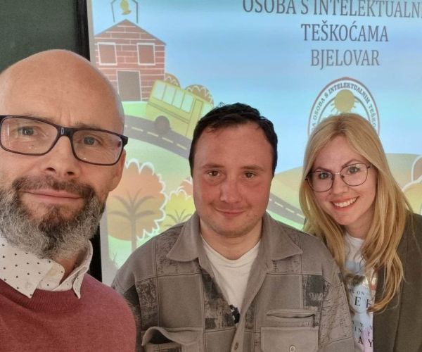 Edukativno predavanje u srednjoj školi