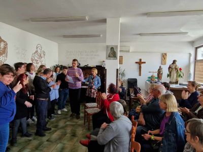 Sretan Vam Uskrs