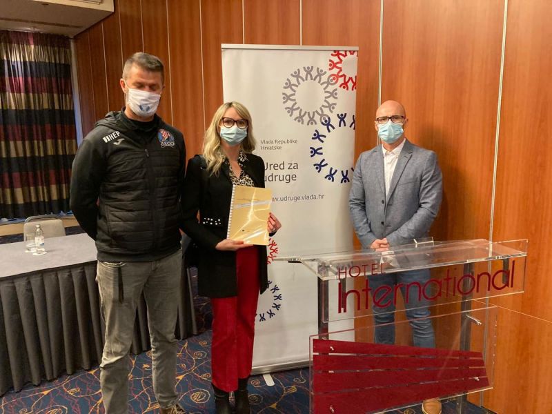 “Činimo više – dišimo zajedno” “Činimo više – dišimo zajedno”