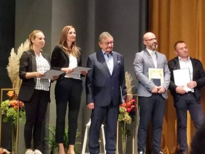 Zlatna plaketa “Grb grada Bjelovara”