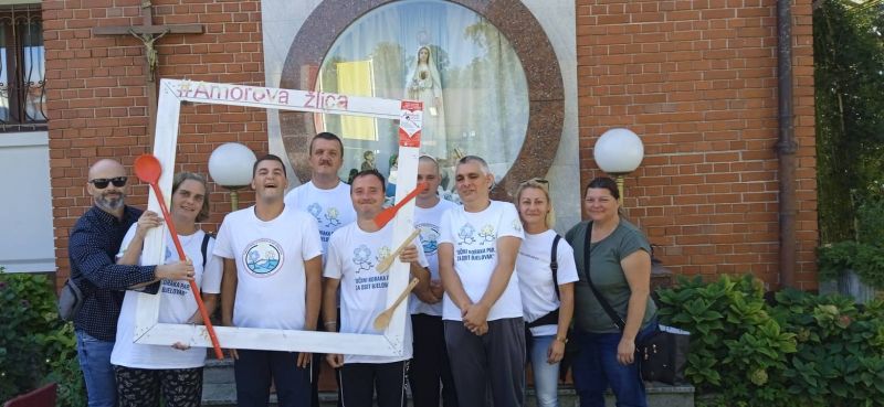 “Amorova žlica” - nacionalno gastro natjecanje “Amorova žlica” - nacionalno gastro natjecanje